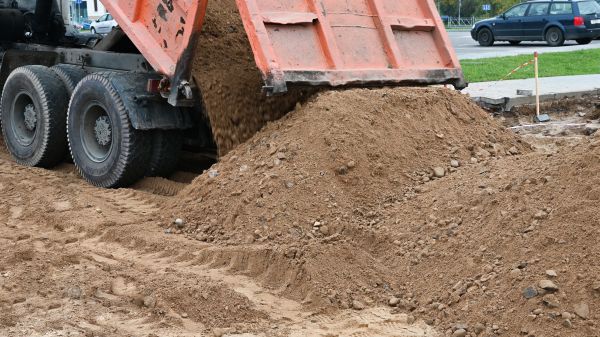 Soil Delivery in Irvine